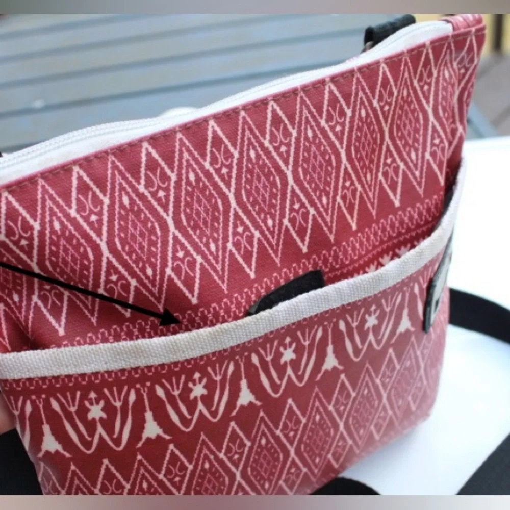 Kavu cross body bag Genuine Leather